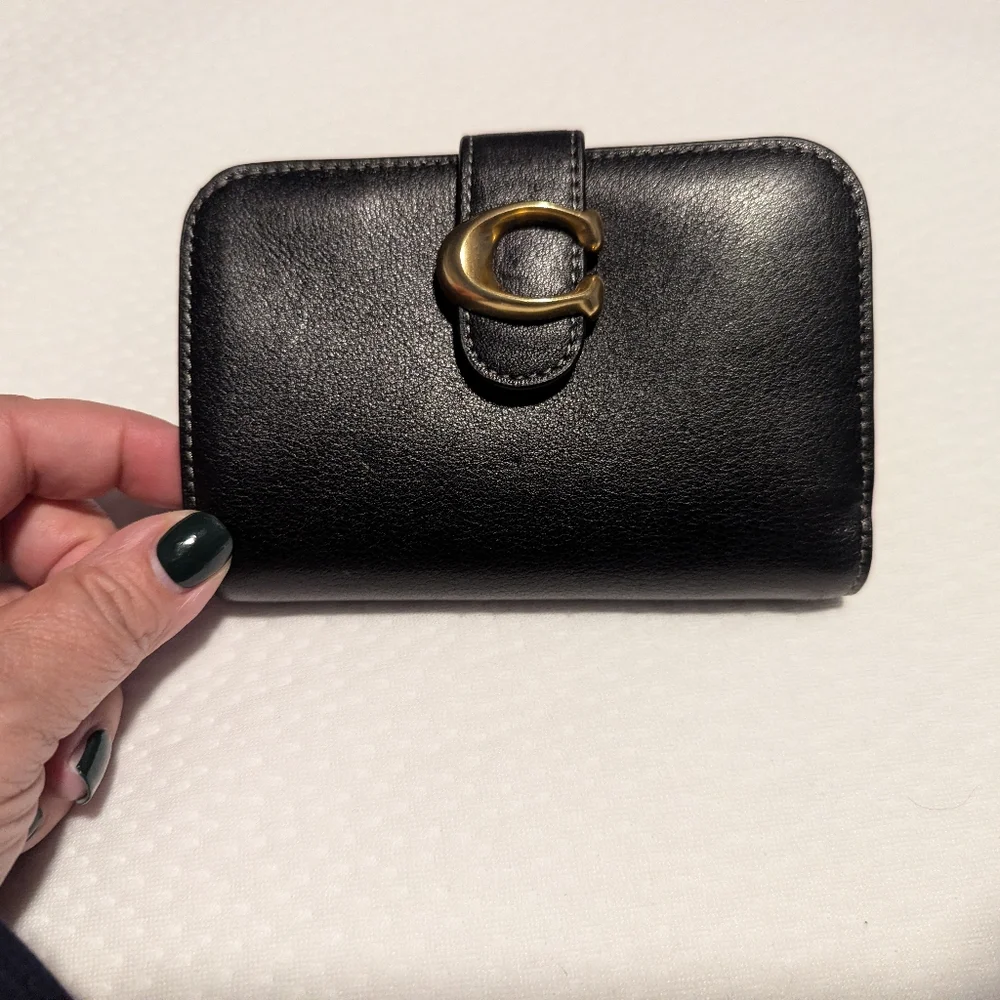 Coach Slim Tabby Black Leather Women's Wallet with Gold Accent - Picture 2 of 9